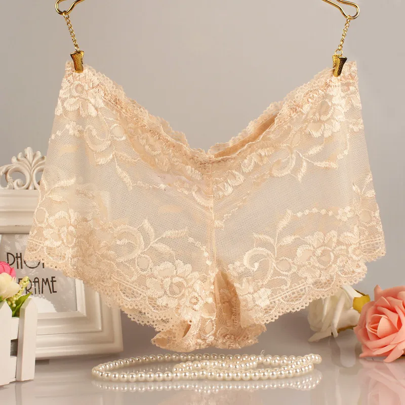 Sexy Plus Size Floral Embroidered Lace Women's Underwear Transparent Hollow Out Boxer Panties Seamless Female Briefs Lingerie
Sexy Plus Size Floral Embroidered Lace Women's Underwear Transparent Hollow Out Boxer Panties Seamless Female Briefs Lingerie