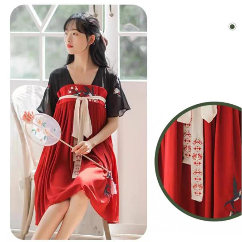 Kimono Girl Japanese Style Women Tube Top Skirt Floral Print Traditional Embroidery Retro Dress Sakura Clothing Coat Harajuku
Kimono Girl Japanese Style Women Tube Top Skirt Floral Print Traditional Embroidery Retro Dress Sakura Clothing Coat Harajuku