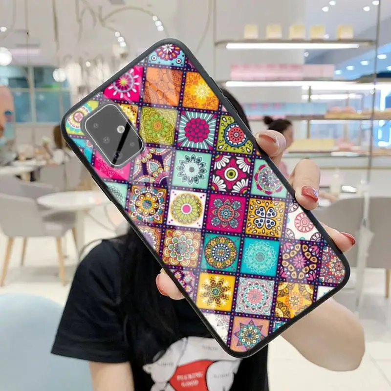 Mandala Flower Totem Phone Case For Samsung S6 7 Edge Plus 8 9 10 Plus Note8 9 10pro 10E S20 Plus Ultra A7 Tempered Glass 
Mandala Flower Totem Phone Case For Samsung S6 7 Edge Plus 8 9 10 Plus Note8 9 10pro 10E S20 Plus Ultra A7 Tempered Glass