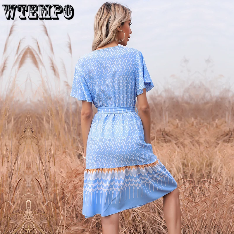 2021 Summer Women Dresses Sexy V Neck Flared Sleeve Belt Pleated Maxi Long Dress Printed Plus Size Slim Elegant Pink Dresses New
2021 Summer Women Dresses Sexy V Neck Flared Sleeve Belt Pleated Maxi Long Dress Printed Plus Size Slim Elegant Pink Dresses New