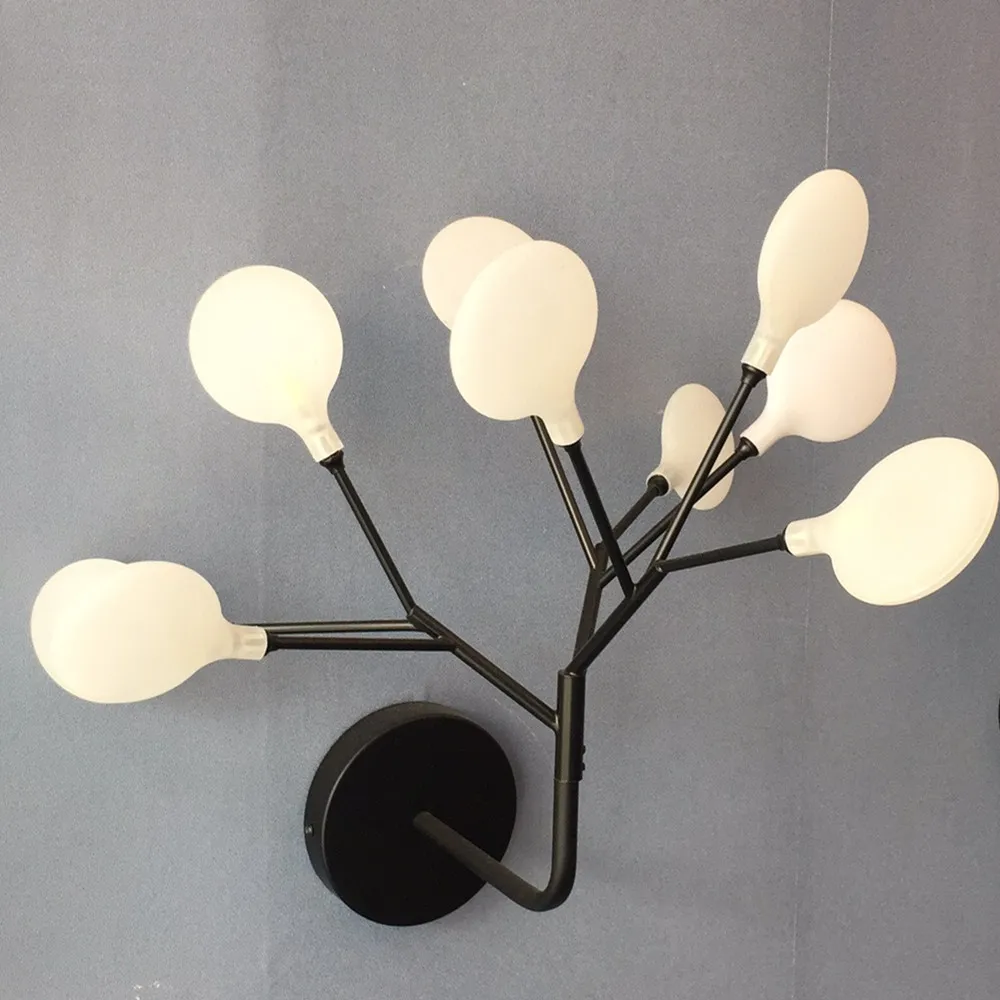 Nordic Designer chandelier Heracleum light Living room Bedroom Kitchen Black and gold led circle chandelier lighting fixtures 
Nordic Designer chandelier Heracleum light Living room Bedroom Kitchen Black and gold led circle chandelier lighting fixtures