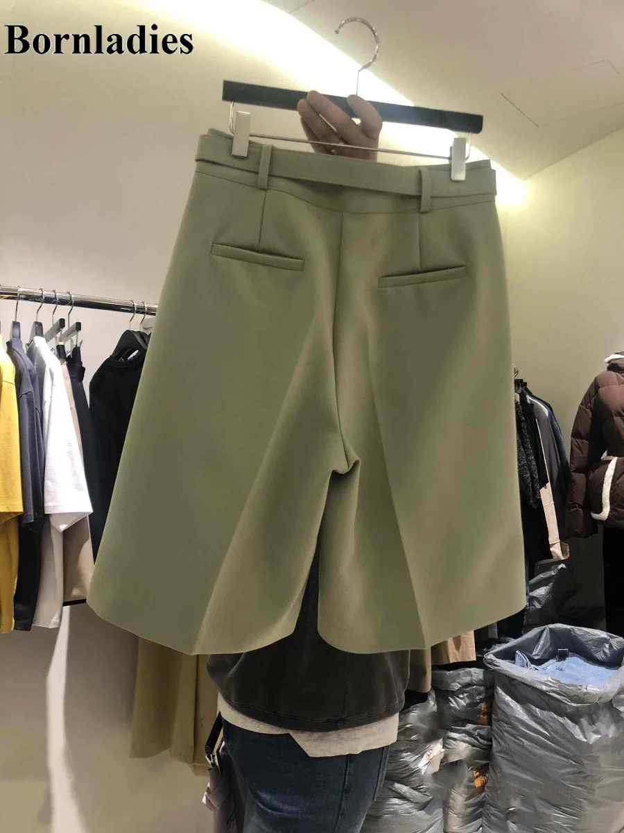 

South Korea's New Spring 2021 Fashion High-waisted Solid Color Temperament Wide-legged Thin Five-point Suit Shorts Women