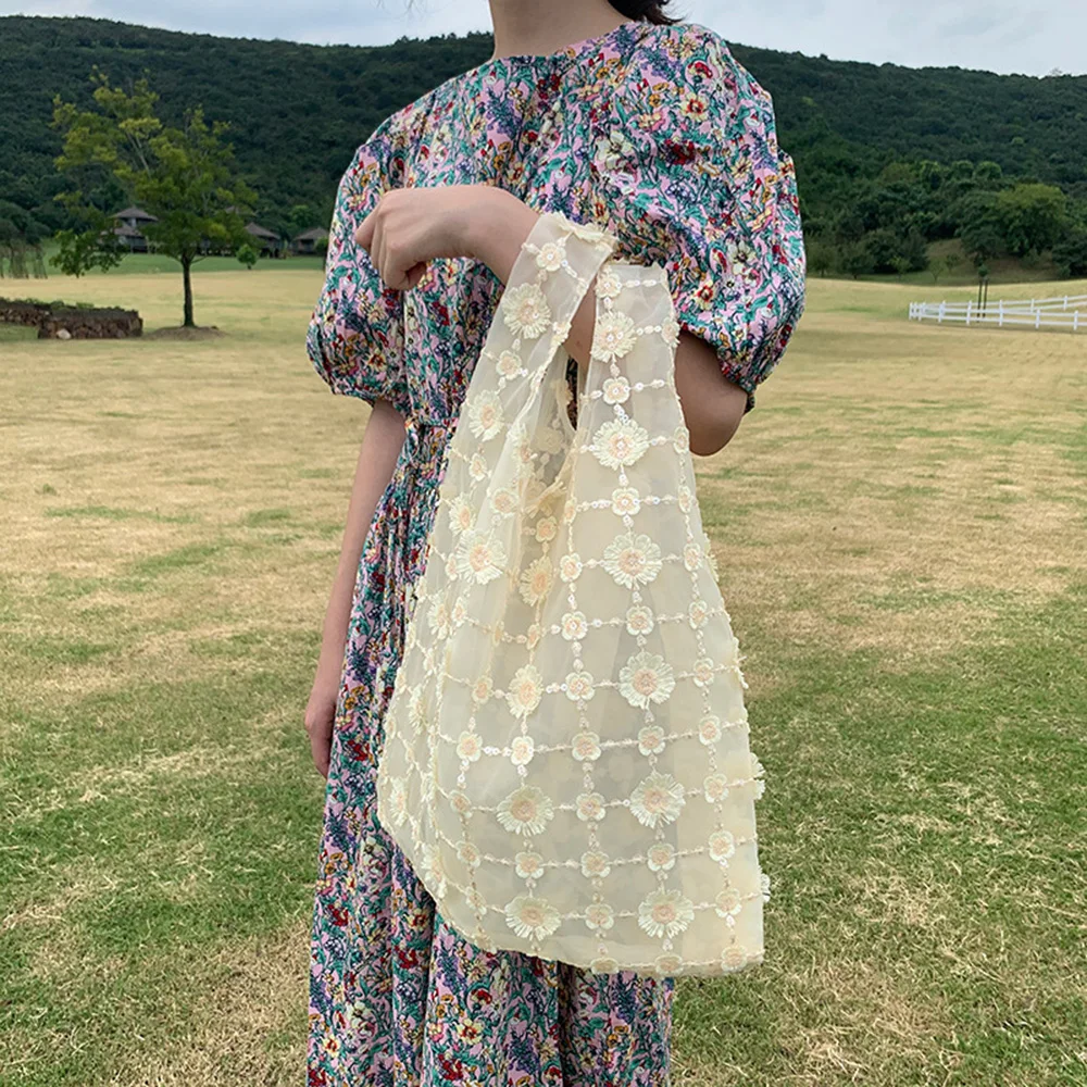 Newest Ins Light Luxury Womentransparent Tote Mesh Cloth Bag Handbag Flower Tulle Fruit Bag Shopping Bag Handbag Washable
Newest Ins Light Luxury Womentransparent Tote Mesh Cloth Bag Handbag Flower Tulle Fruit Bag Shopping Bag Handbag Washable