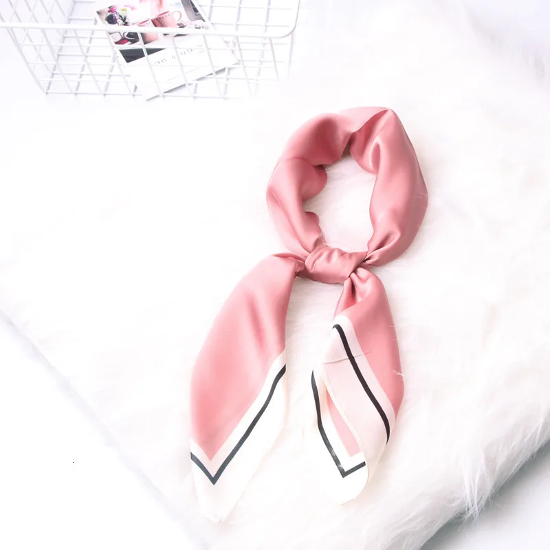 70cm*70cm Women Square Silk Scarf Print Foulard Female Stylish Silky Satin Bandana Square Transverse Bar Scarf
70cm*70cm Women Square Silk Scarf Print Foulard Female Stylish Silky Satin Bandana Square Transverse Bar Scarf