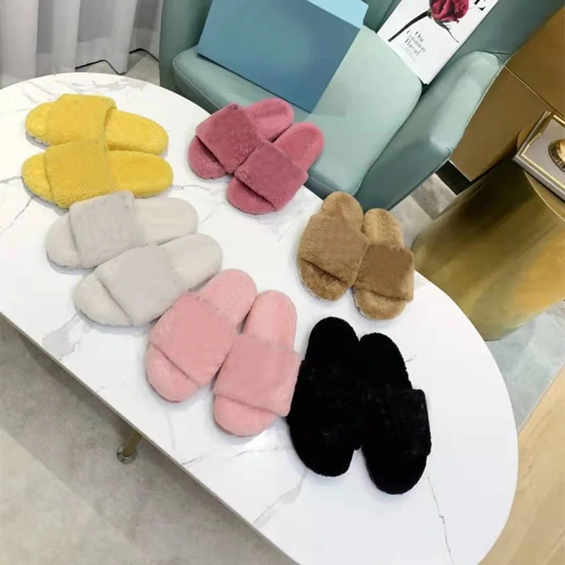 Winter Wool Slippers Candy Color Cute Sweet Flat Bottom Comfortable Non-slip Luxury Brand Women's Shoes Wool Slippers 35-42S
Winter Wool Slippers Candy Color Cute Sweet Flat Bottom Comfortable Non-slip Luxury Brand Women's Shoes Wool Slippers 35-42S