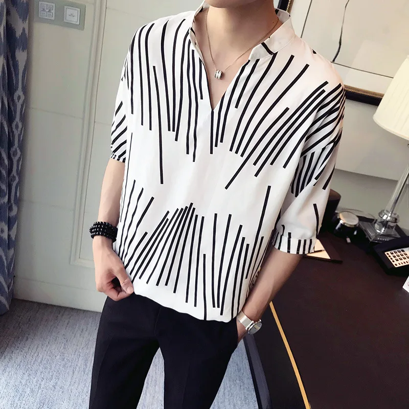 2020 Summer Hot Selling 5-Point Sleeve Multi-Multi-Color Stripe Half-Sleeve Shirt Shirt Men Loose Shirt Variety Fashion Men
2020 Summer Hot Selling 5-Point Sleeve Multi-Multi-Color Stripe Half-Sleeve Shirt Shirt Men Loose Shirt Variety Fashion Men