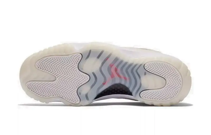 Hot Sale Air AJ 11 Basketball Shoes For Men And Women High Quality Basketball Shoes Metallic Silver Synthetic.
Hot Sale Air AJ 11 Basketball Shoes For Men And Women High Quality Basketball Shoes Metallic Silver Synthetic.