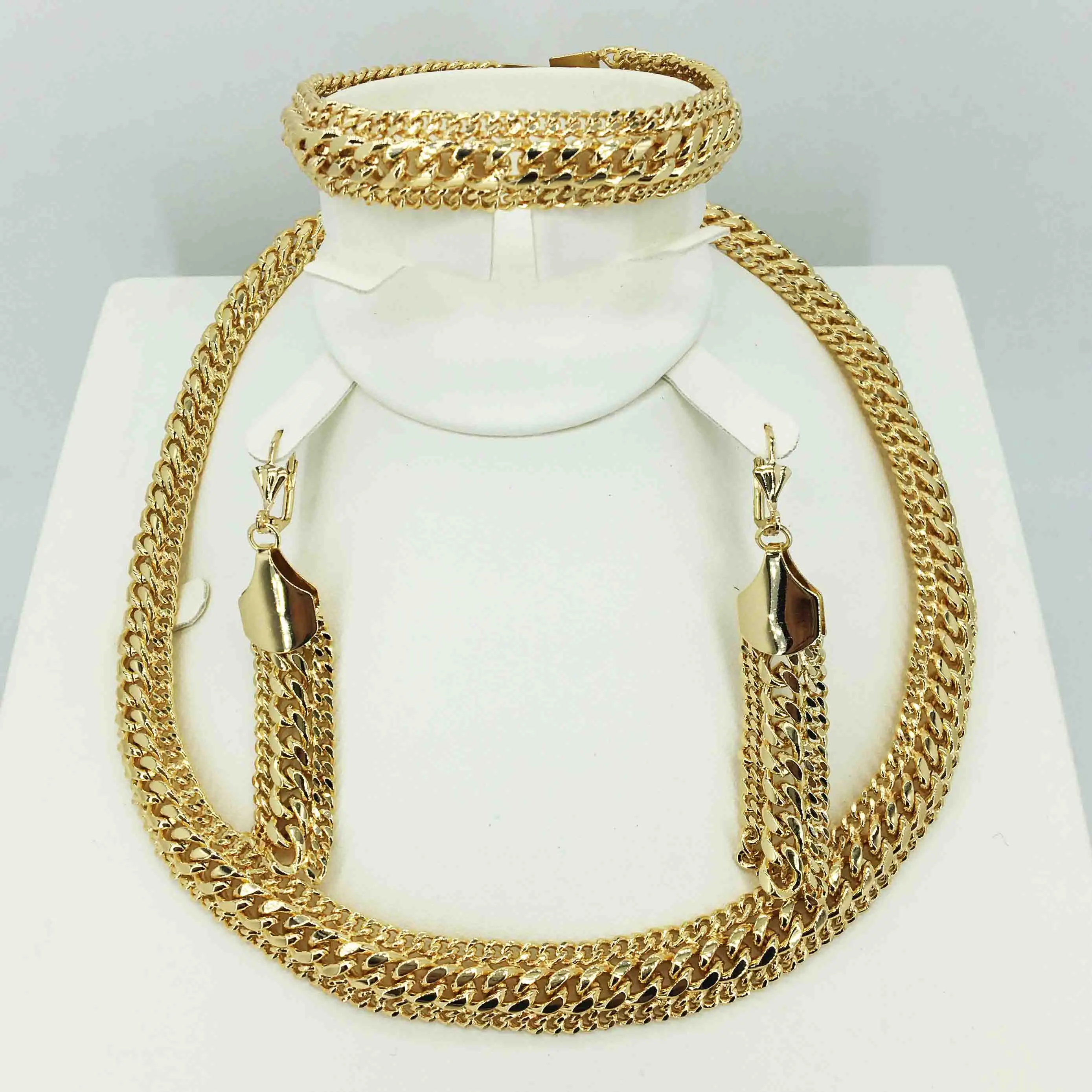 Fashion women Dubai gold-color African bead jewelry sets Bridal wedding Party shiny zircon Necklace Bangle Earring Ring
Fashion women Dubai gold-color African bead jewelry sets Bridal wedding Party shiny zircon Necklace Bangle Earring Ring