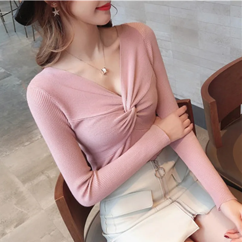 V-Neck Pullover Sweater Women 2020 New Autumn Winter Fashion Loose All-match Solid Color Long sleeve Knitting Sweater Female
V-Neck Pullover Sweater Women 2020 New Autumn Winter Fashion Loose All-match Solid Color Long sleeve Knitting Sweater Female