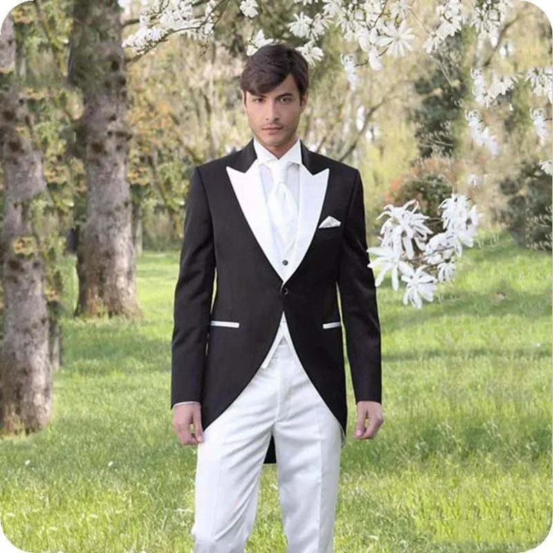 Handsome Groomsmen Peak Lapel Groom Tuxedos Mens Wedding Dress Man Jacket Blazer Prom Dinner (Jacket+Pants+Tie+Vest) A302
Handsome Groomsmen Peak Lapel Groom Tuxedos Mens Wedding Dress Man Jacket Blazer Prom Dinner (Jacket+Pants+Tie+Vest) A302
