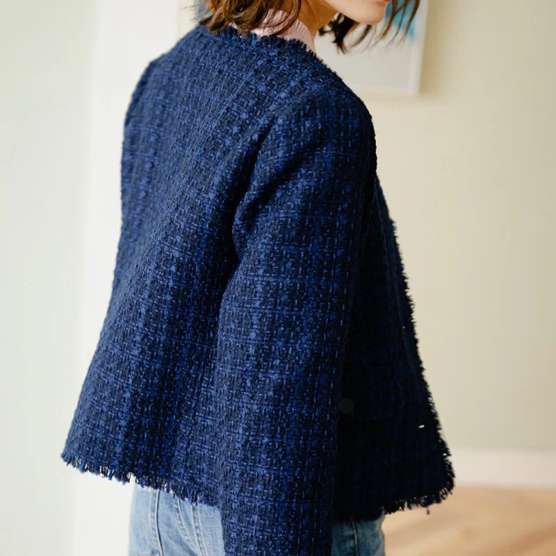 New Blue tweed coat son brief paragraph cardigan fashion female short coat can customized big size
New Blue tweed coat son brief paragraph cardigan fashion female short coat can customized big size