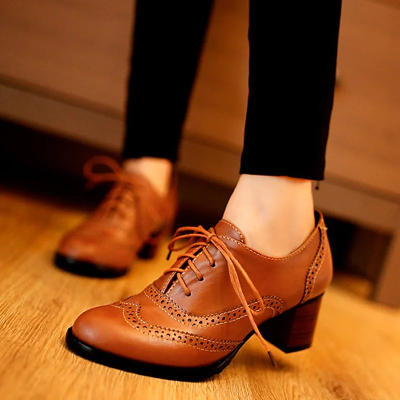 Women's Pump Shallow Brogue Shoe Vintage Chunky Heel Cut Out Oxford Shoes Woman Lace Up Female Fashion Elegant Ladies Short Boot
Women's Pump Shallow Brogue Shoe Vintage Chunky Heel Cut Out Oxford Shoes Woman Lace Up Female Fashion Elegant Ladies Short Boot