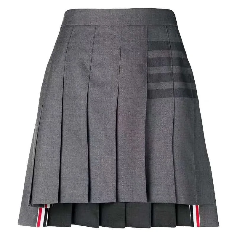 2021 fashion brand tb women wool striped mini pleated skirt girl preppy style short shirt lady Asymmetry JK uniform
2021 fashion brand tb women wool striped mini pleated skirt girl preppy style short shirt lady Asymmetry JK uniform