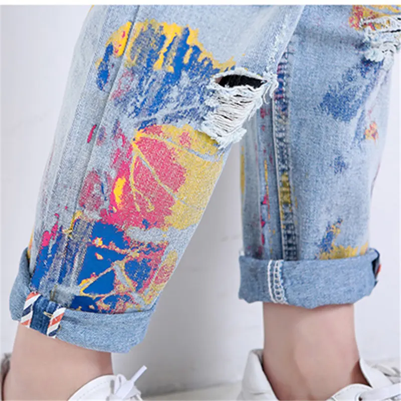 Vintage Jeans Women Hole Fashion Painted Print Jeans High waist Loose Plus size Denim Straight Pants Female Casual Trousers
Vintage Jeans Women Hole Fashion Painted Print Jeans High waist Loose Plus size Denim Straight Pants Female Casual Trousers
