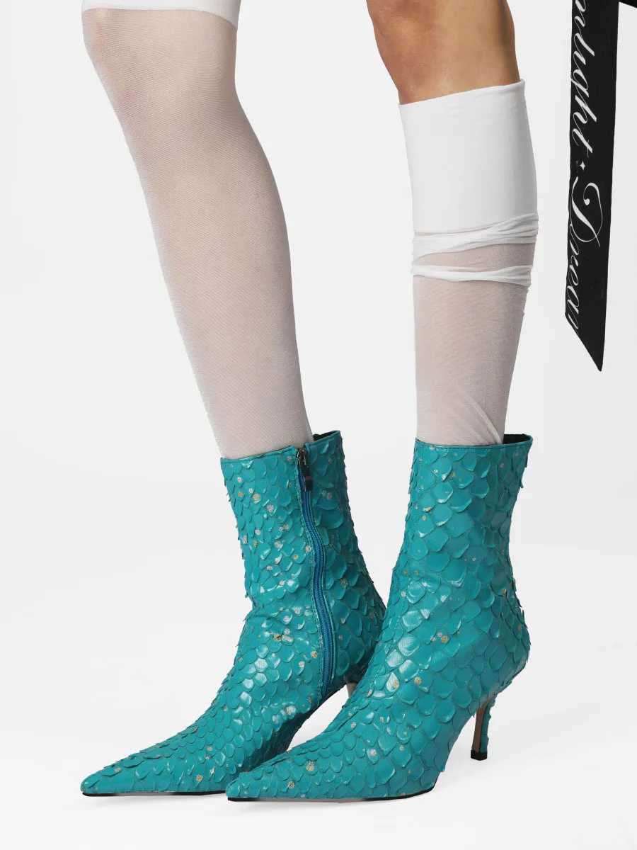 Pointed Toe Thin Heel Fish Scale Sequin Short Boots Women's Shoes High Heels Cracked Chelsea Boots Vintage Femmes Chaussures
Pointed Toe Thin Heel Fish Scale Sequin Short Boots Women's Shoes High Heels Cracked Chelsea Boots Vintage Femmes Chaussures