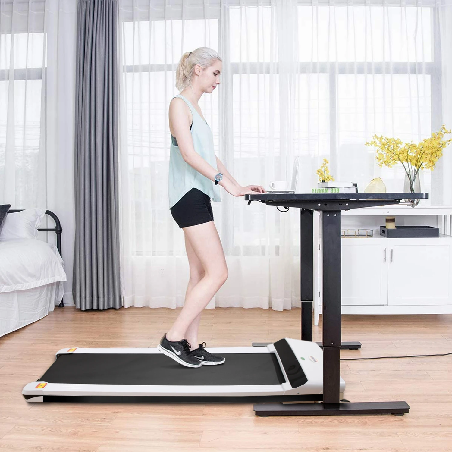 Portable Treadmill Under Desk Walking Pad Flat Slim Treadmill with LDE Display & Sport APP, Running Machine without Assembling
Portable Treadmill Under Desk Walking Pad Flat Slim Treadmill with LDE Display & Sport APP, Running Machine without Assembling