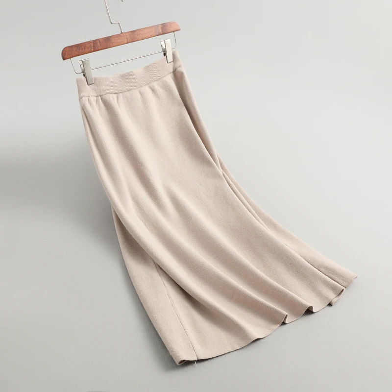 2020 Autumn Winter Womens High Waist Straight Elegant Bodycon Skirts Double Buttons Black Knitted Midi Long Skirt
2020 Autumn Winter Womens High Waist Straight Elegant Bodycon Skirts Double Buttons Black Knitted Midi Long Skirt