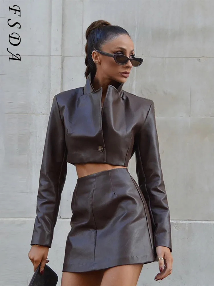 FSDA PU Leather Mini Skirts Set And Long Sleeve Crop Top Women 2021 Y2K Two Piece Sets Sexy Club Outfits Party Autumn Winter
FSDA PU Leather Mini Skirts Set And Long Sleeve Crop Top Women 2021 Y2K Two Piece Sets Sexy Club Outfits Party Autumn Winter