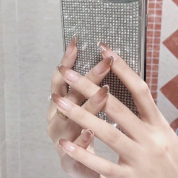 

24 шт./компл. коричневый градиент пальцев алмазы, накладные ногти, полного покрытия, накладные клей для ногтей DIY Маникюр нейл-арта