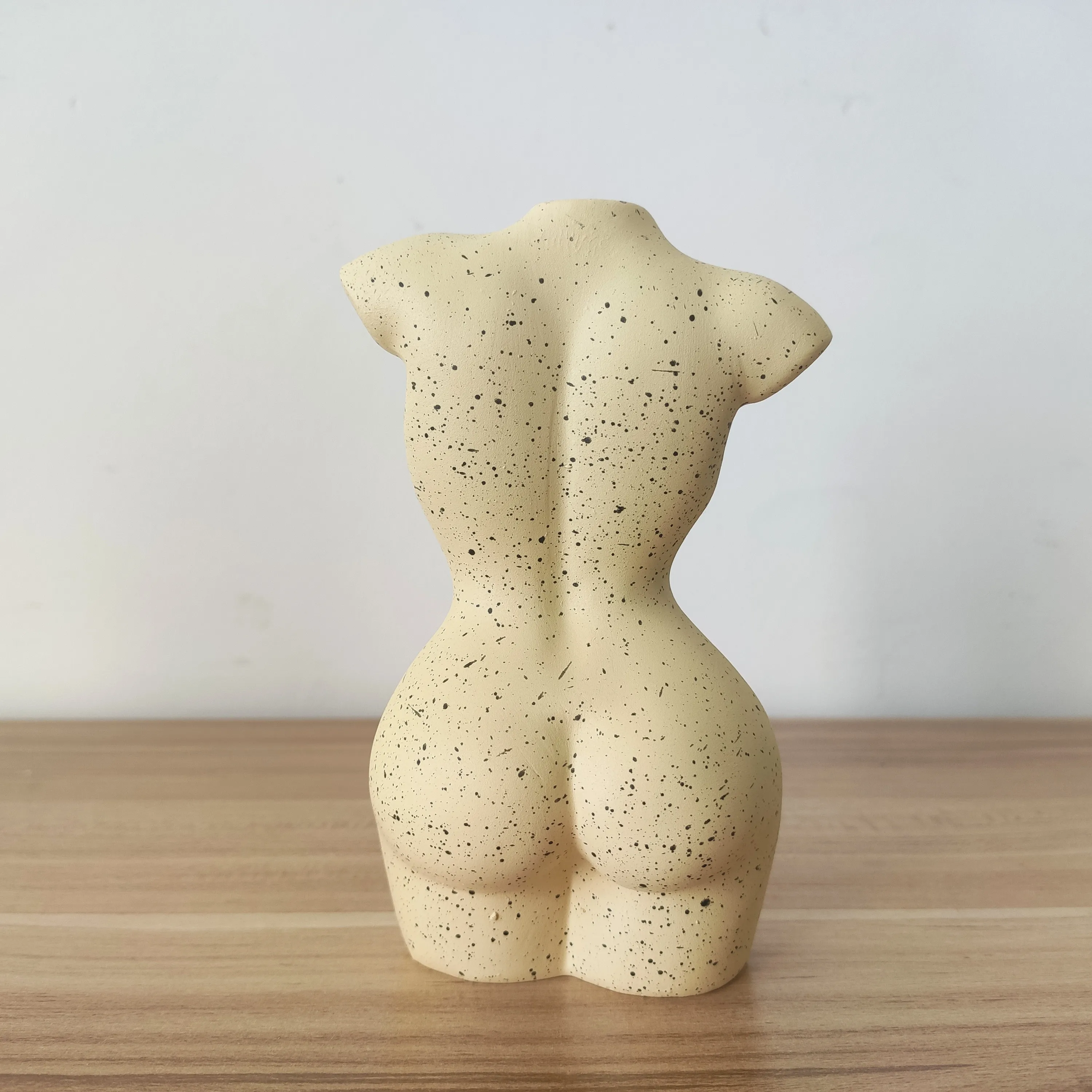 Vase Human Body Dried Flower Simulation Flower Bouquet Resin Vase Flower Decoration Decoration Artist Home Sculpture Home
Vase Human Body Dried Flower Simulation Flower Bouquet Resin Vase Flower Decoration Decoration Artist Home Sculpture Home