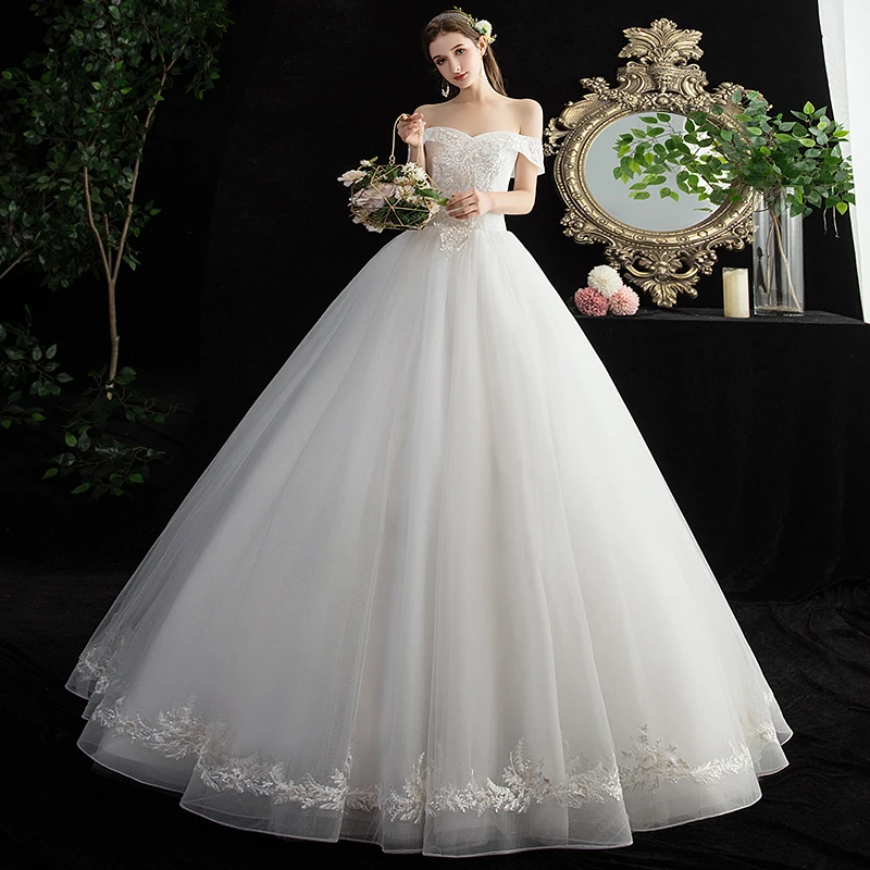 EZKUNTZA 2022 Off The Shoulder Boat Neck Luxury Wedding Dress Beautiful Lace Embroidery Flower Lace Up Princess Bridal Gown L 
EZKUNTZA 2022 Off The Shoulder Boat Neck Luxury Wedding Dress Beautiful Lace Embroidery Flower Lace Up Princess Bridal Gown L