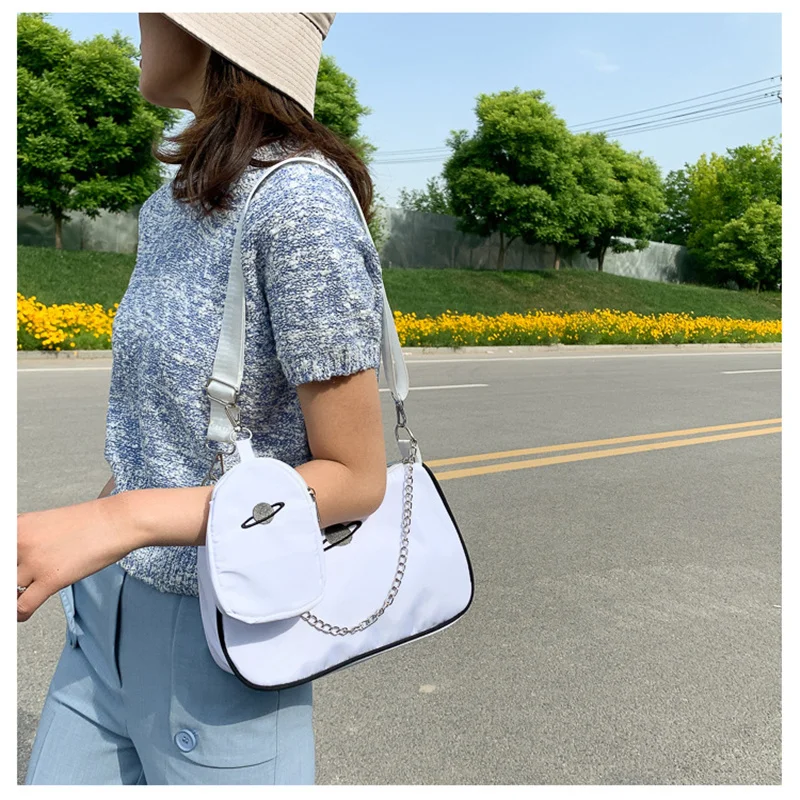 Women Crossbody Bags 2021 New Nylon Shoulder Bag with Coin Purse and Handbag Ladies Bag 2 Pieces Set Messenger Bags Retro Totes
Women Crossbody Bags 2021 New Nylon Shoulder Bag with Coin Purse and Handbag Ladies Bag 2 Pieces Set Messenger Bags Retro Totes