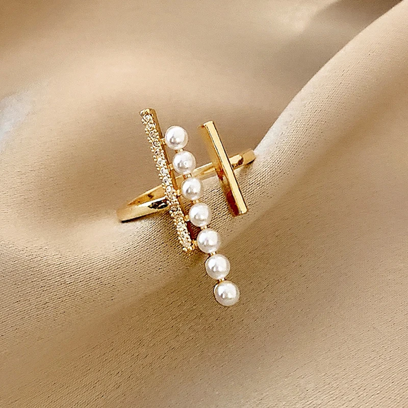 2021 New Charming 14K Real Gold Minimalist Style Pearl Rings for Women Adjustable Design Beautiful Jewelry Shiny AAA Zircon Gift 
2021 New Charming 14K Real Gold Minimalist Style Pearl Rings for Women Adjustable Design Beautiful Jewelry Shiny AAA Zircon Gift