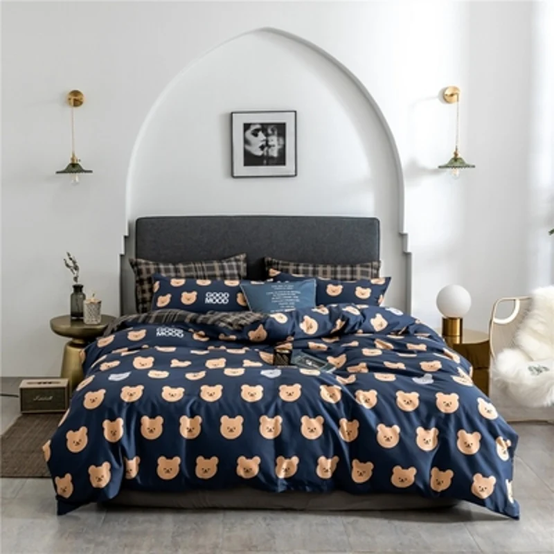 Simple Nordic style light luxury long-staple cotton four-piece cotton small fresh digital printing cotton bedding
Simple Nordic style light luxury long-staple cotton four-piece cotton small fresh digital printing cotton bedding