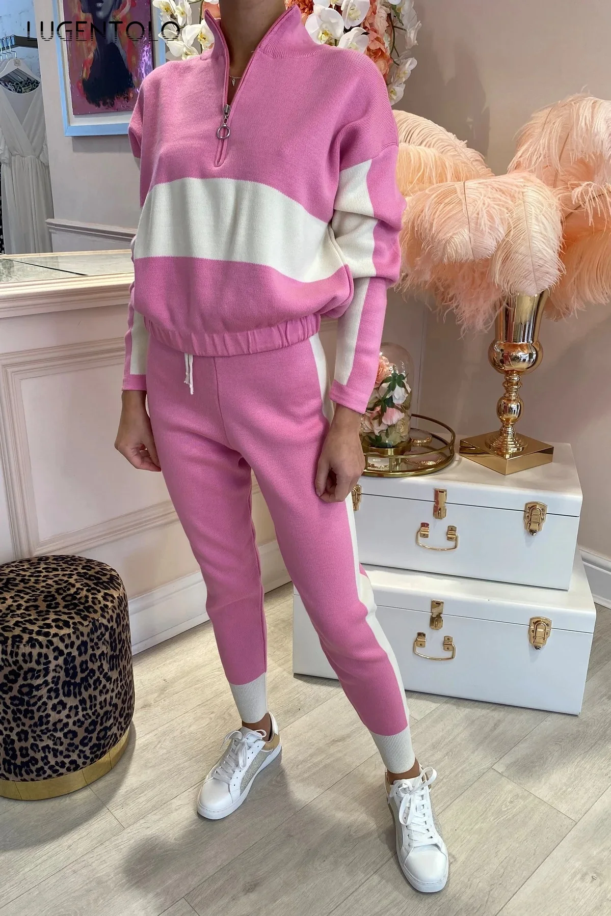 Lugentolo Women Two Piece Set Top and Pants Autumn Zipper Stand Collar New Style Casual Sports Long Sleeve Women's Sets 
Lugentolo Women Two Piece Set Top and Pants Autumn Zipper Stand Collar New Style Casual Sports Long Sleeve Women's Sets