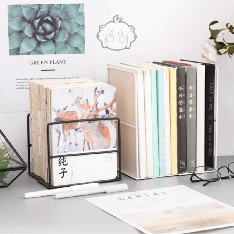 2 Pc Creative Hollow-out Metal Book Stoppers Nonskid Thickening Iron Metal Bookends Book Organizer for Library School
2 Pc Creative Hollow-out Metal Book Stoppers Nonskid Thickening Iron Metal Bookends Book Organizer for Library School