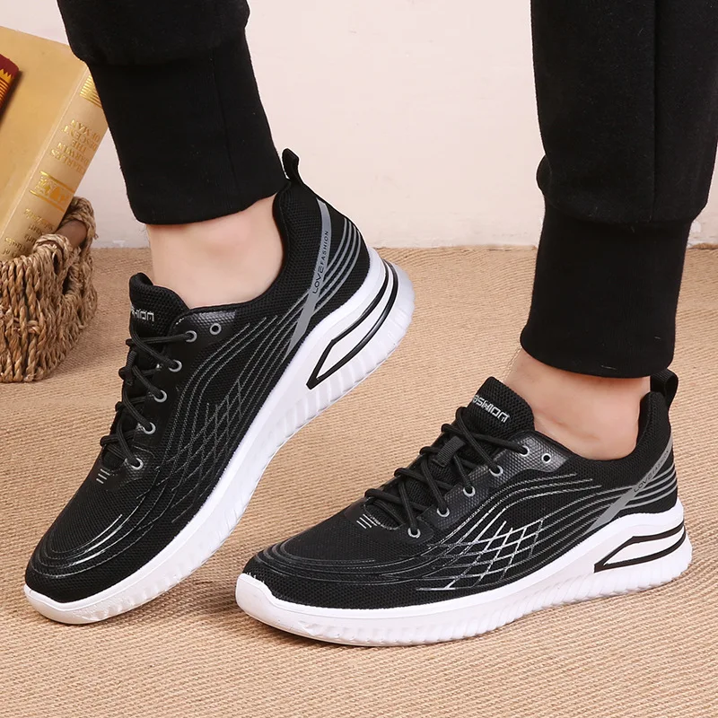 Summer Brand Shoes Men Lightweight Breathable Sneakers for Men High Quality Lace-up Non-slip Soft Sole Shoes Men's Casual Shoes
Summer Brand Shoes Men Lightweight Breathable Sneakers for Men High Quality Lace-up Non-slip Soft Sole Shoes Men's Casual Shoes