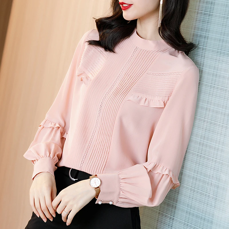 Женская рубашка из натурального шелка, розовая Элегантная модная офисная блузка с воротником-стойкой, оборками и длинными рукавами-фонарик... 
Женская рубашка из натурального шелка, розовая Элегантная модная офисная блузка с воротником-стойкой, оборками и длинными рукавами-фонарик...