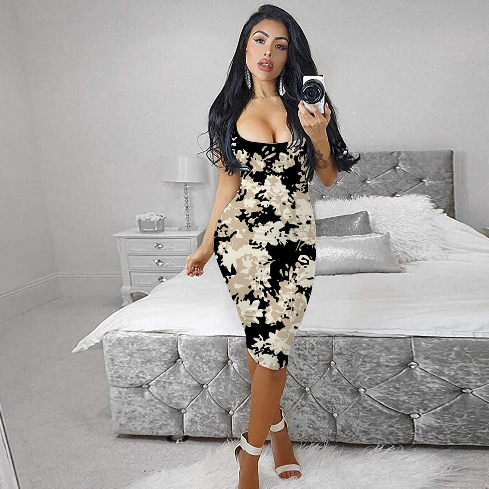 2021 New Fashion Beautiful Leisure Sexy Women's Floral Tank Dress Sleeveless Basic Midi Club Dresses Party Mini Dress Bohemian
2021 New Fashion Beautiful Leisure Sexy Women's Floral Tank Dress Sleeveless Basic Midi Club Dresses Party Mini Dress Bohemian