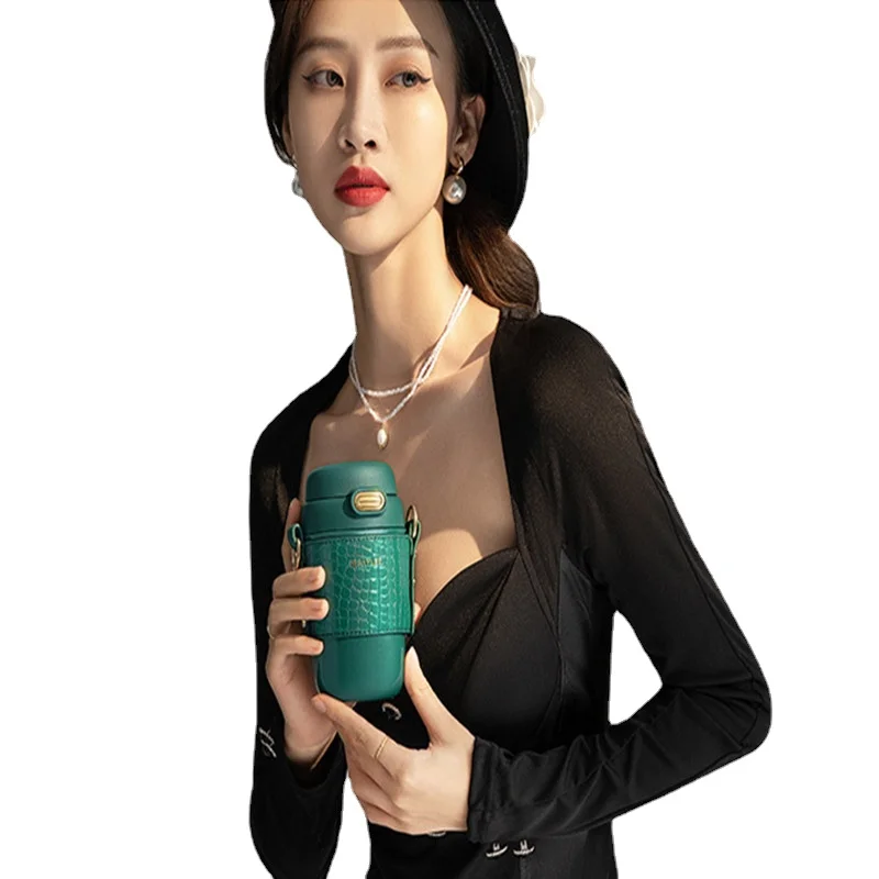 Vacuum Flasks and Thermoses Ladies High-value Coffee Mug with Straw Dual-use 316 Stainless Steel Cute Portable Water Bottle
Vacuum Flasks and Thermoses Ladies High-value Coffee Mug with Straw Dual-use 316 Stainless Steel Cute Portable Water Bottle