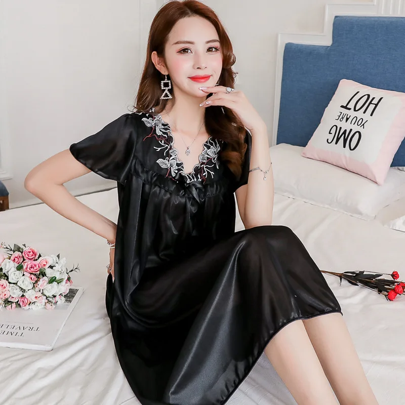 Summer Nightdress Loose and Enlarged Sleepwear V-neck Mid-length Home Wear Comfortable and Cool Sexy Nightwear Sleep Wear
Summer Nightdress Loose and Enlarged Sleepwear V-neck Mid-length Home Wear Comfortable and Cool Sexy Nightwear Sleep Wear