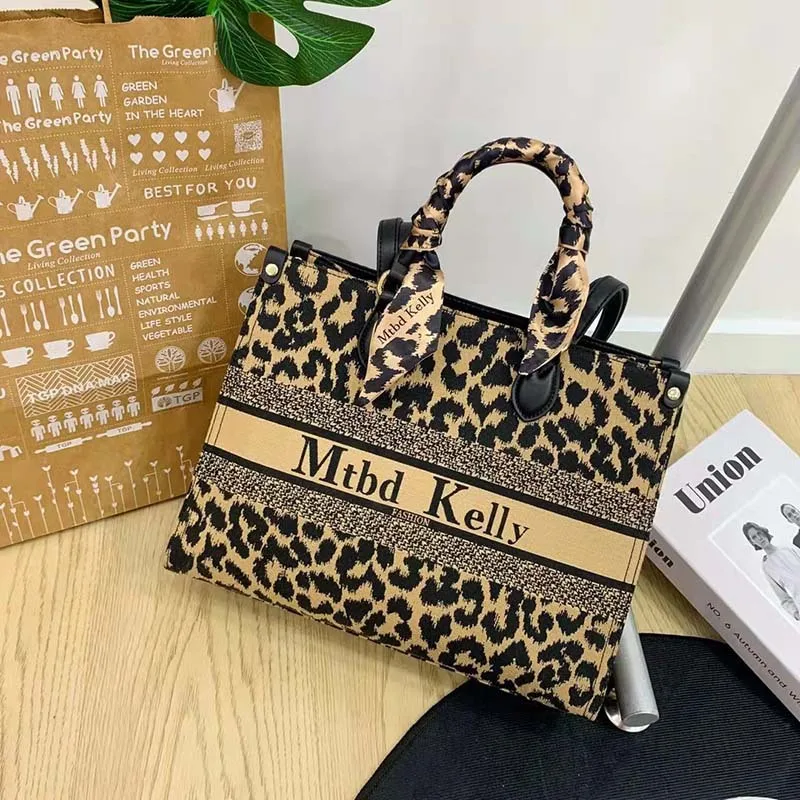 Mtbdkelly leopard bag 2021 trendy versatile tote bag women's large capacity one shoulder fashion hand embroidery
Mtbdkelly leopard bag 2021 trendy versatile tote bag women's large capacity one shoulder fashion hand embroidery