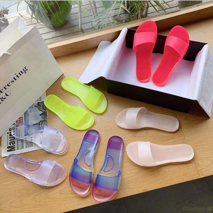 2021 summer women new plus size sandals casual transparent jelly color flat bottom plus size beach shoes ladies one-word slipper
2021 summer women new plus size sandals casual transparent jelly color flat bottom plus size beach shoes ladies one-word slipper