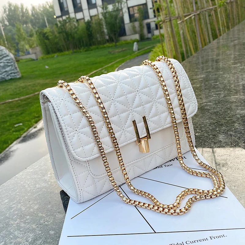 2021 New Woman Shoulder Bag High Quality PU Chain Diagonal Small Bag Luxury Designer Handbag Underarm Bag 2021 Summer Female Bag
2021 New Woman Shoulder Bag High Quality PU Chain Diagonal Small Bag Luxury Designer Handbag Underarm Bag 2021 Summer Female Bag