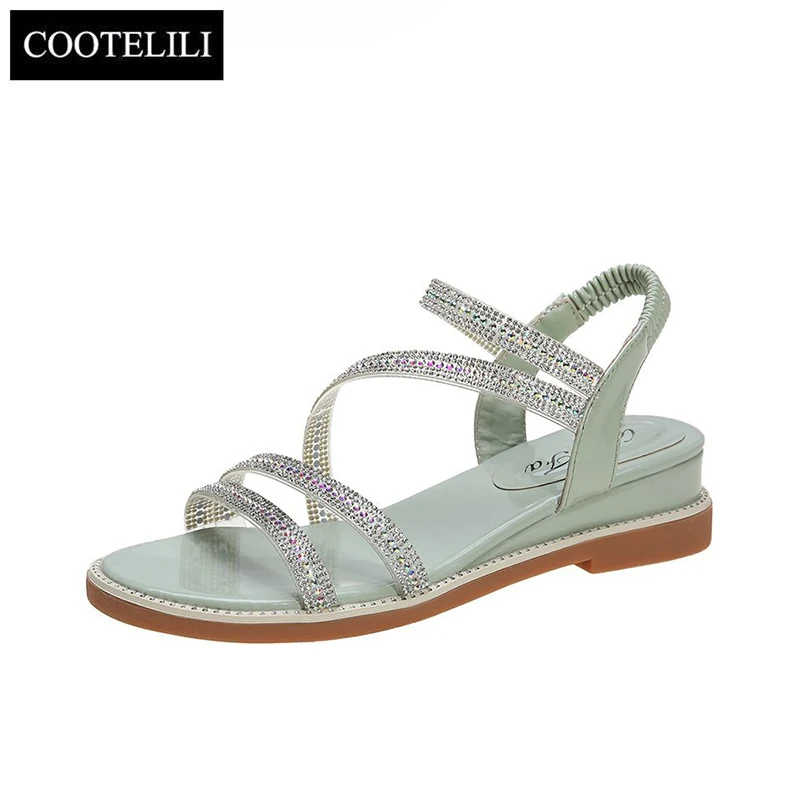 2021 Women Summer Sandals Fashion Shoes New Fashion Sandal Non-slip 4cm Heel Diamond Decoration Sandals Slip On Casual
2021 Women Summer Sandals Fashion Shoes New Fashion Sandal Non-slip 4cm Heel Diamond Decoration Sandals Slip On Casual