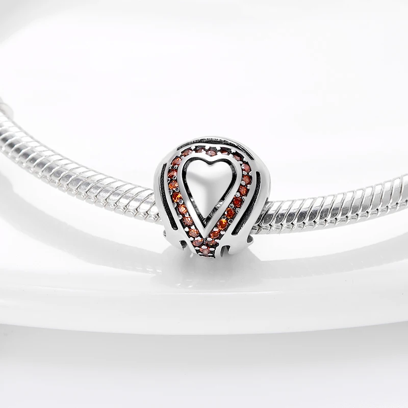 2021 Heart Pattern Zircon Beads Fit Original Pandora Bracelet Women 925 Sterling Silver Pendant Bead Diy Jewelry Free Shipping
2021 Heart Pattern Zircon Beads Fit Original Pandora Bracelet Women 925 Sterling Silver Pendant Bead Diy Jewelry Free Shipping