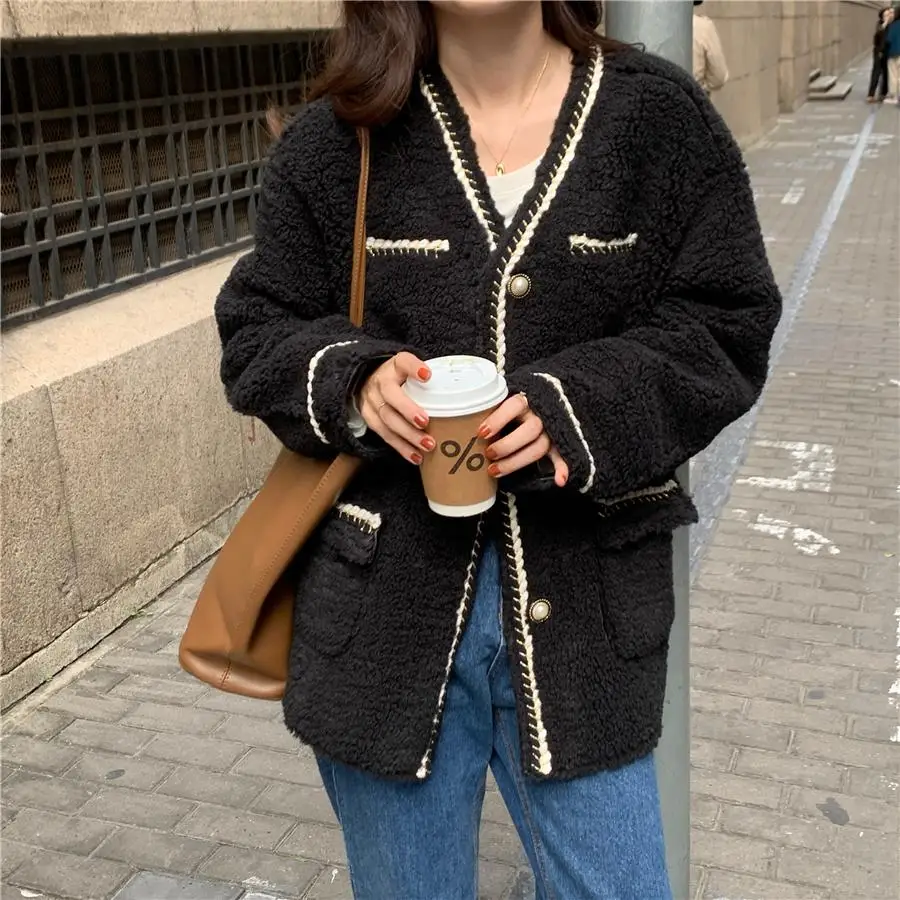 New Winter Coat Womens Oversize Fashion Cashmere Wool Coats Outerwear Female Short Thickening Warm Woolen Overcoat Women Trench
New Winter Coat Womens Oversize Fashion Cashmere Wool Coats Outerwear Female Short Thickening Warm Woolen Overcoat Women Trench