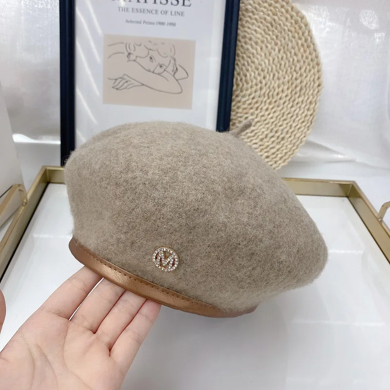 2020 Wool Felt Winter Beret Solid Warmer Women Beanies Cap Classical French Style Beret Femme Beanies Cap Ladies Fascinator Hat
2020 Wool Felt Winter Beret Solid Warmer Women Beanies Cap Classical French Style Beret Femme Beanies Cap Ladies Fascinator Hat