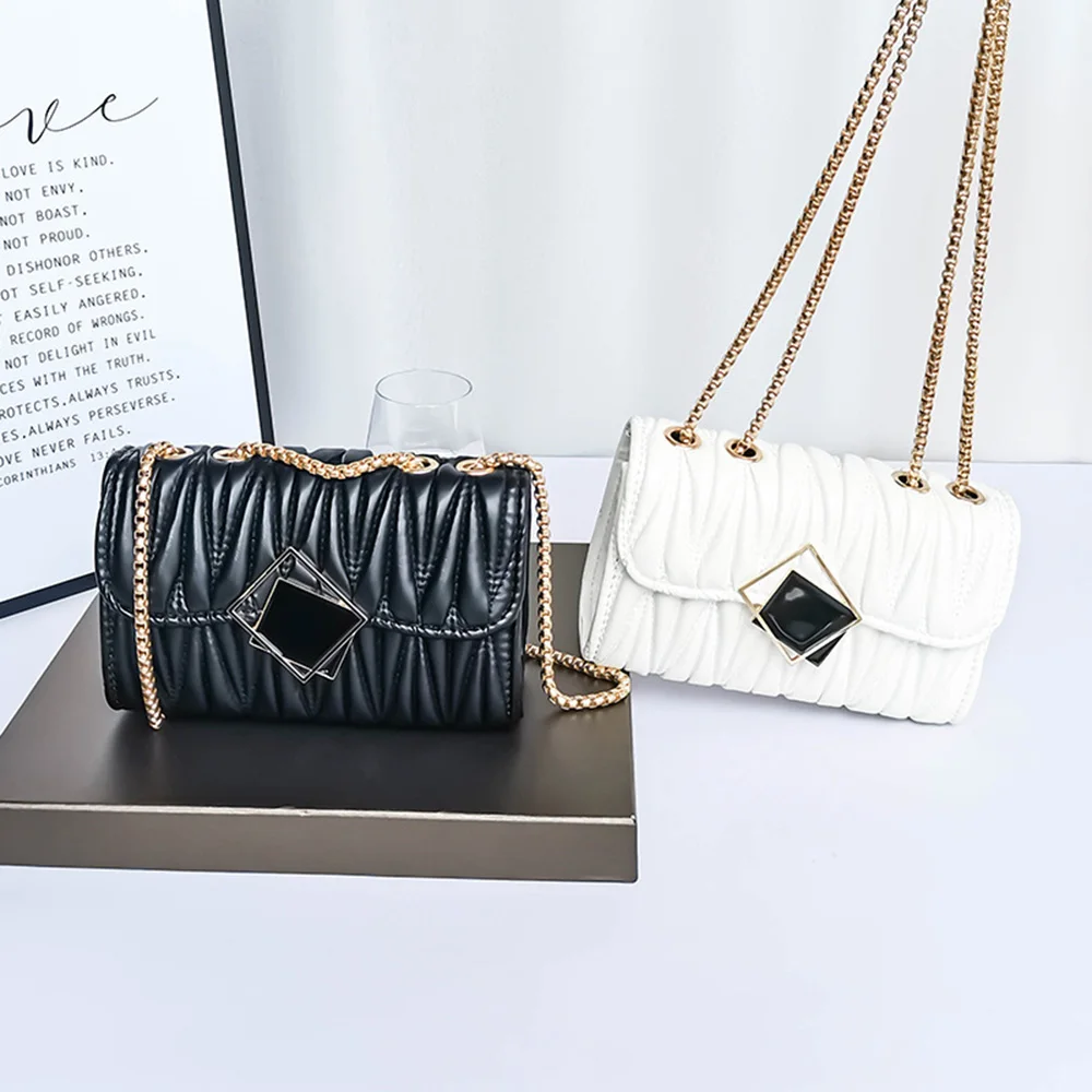 Luxury Designer Bag Leather Folding Pattern Chain Crossbody Bag Women Handbag Shoulder Bag Messenger Female Trend Ladies Clutch
Luxury Designer Bag Leather Folding Pattern Chain Crossbody Bag Women Handbag Shoulder Bag Messenger Female Trend Ladies Clutch