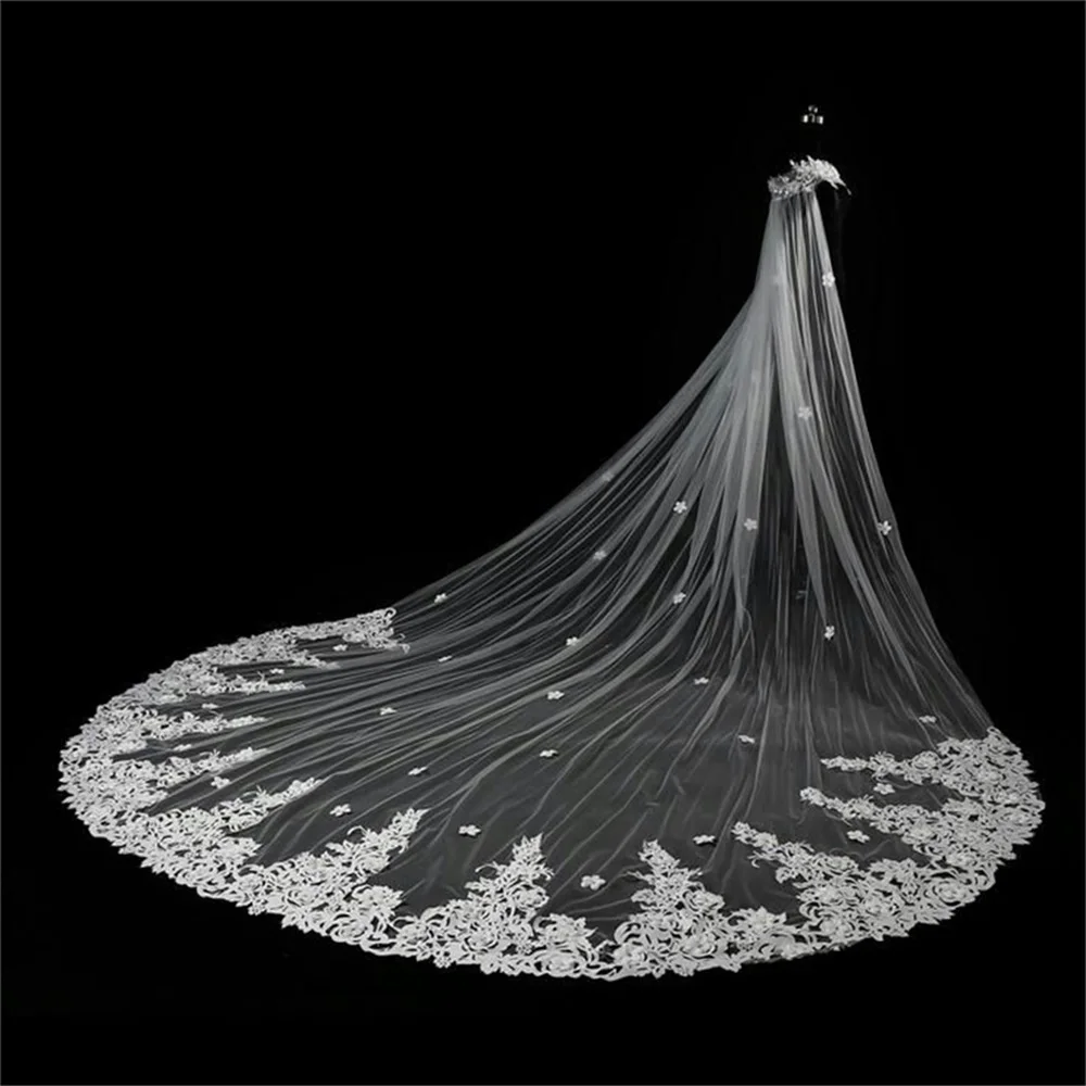 White Stunning Wedding Cape Lace Appliqued Bridal Shawl Soft Tulle Cathedral Length Long Cloak Wrap
White Stunning Wedding Cape Lace Appliqued Bridal Shawl Soft Tulle Cathedral Length Long Cloak Wrap