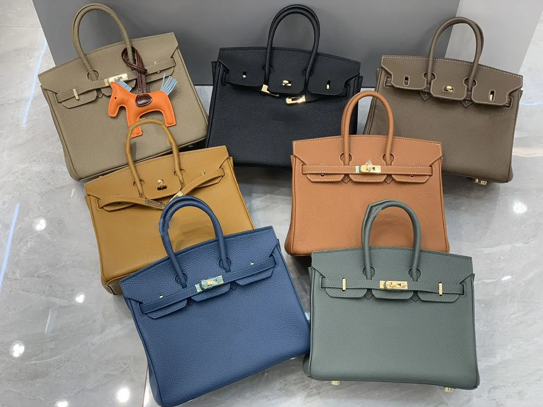 Women's Bag Female Bag Multiple Colors 25cm 30cm Hand Carry Handles Trendy Fashion High-Capacity Be All-Match Birthday Gift
Women's Bag Female Bag Multiple Colors 25cm 30cm Hand Carry Handles Trendy Fashion High-Capacity Be All-Match Birthday Gift