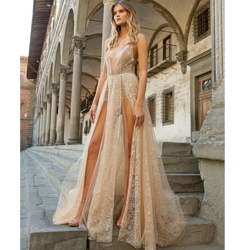 2021 New Dress Feminine Deep V Open Back Lace Dress Slit Fashion Temperament Generous Wedding Dress
2021 New Dress Feminine Deep V Open Back Lace Dress Slit Fashion Temperament Generous Wedding Dress