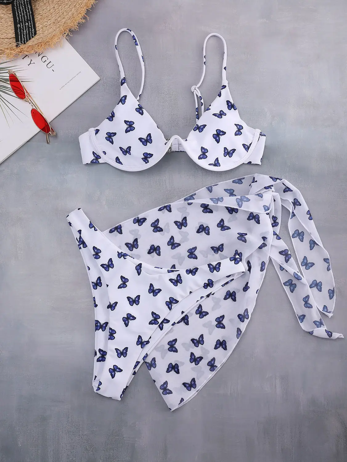 2021 New Sexy Three Piece Women Print Bikini Swimsuit Swimwear Bandeau Bra Beach
2021 New Sexy Three Piece Women Print Bikini Swimsuit Swimwear Bandeau Bra Beach