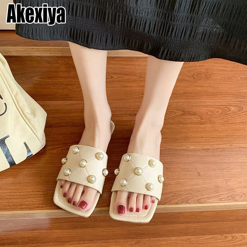Fashion PU Leather Shallow Square Toe Pearl High Heels Sandals Summer Zapatos De Mujer Sandals Designer Slides BC3601
Fashion PU Leather Shallow Square Toe Pearl High Heels Sandals Summer Zapatos De Mujer Sandals Designer Slides BC3601
