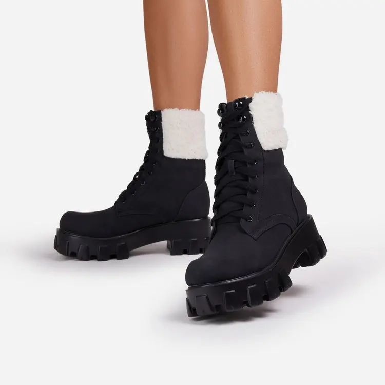 New Fashion Front Lace-up Thickened Fleece Cross-Border Women's Casual Martin Foreign Trade Ankle Boots Autumn and Winter
New Fashion Front Lace-up Thickened Fleece Cross-Border Women's Casual Martin Foreign Trade Ankle Boots Autumn and Winter