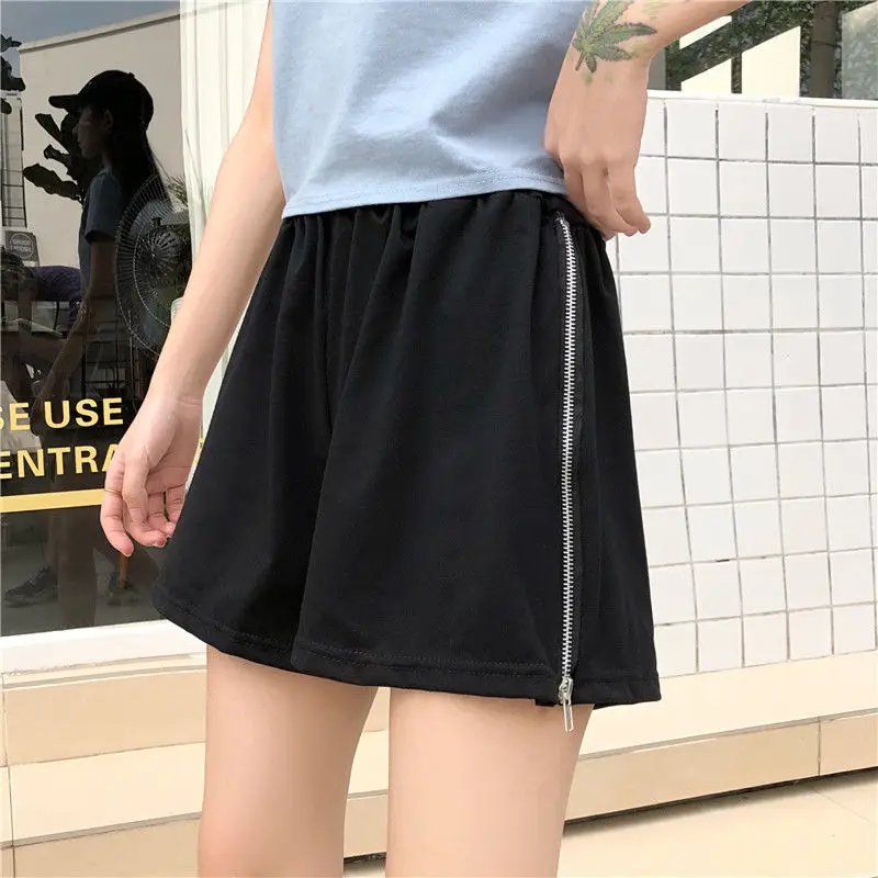 Summer Women Shorts Zippers Stylish Loose High Waist Elasticity Wide-leg Comfy Students Running Short Trousers Chic All-match
Summer Women Shorts Zippers Stylish Loose High Waist Elasticity Wide-leg Comfy Students Running Short Trousers Chic All-match